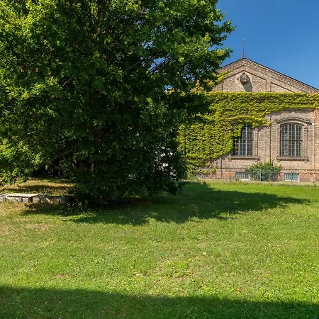 Apartman Giardino Airport With Garden *