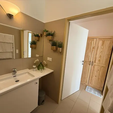 Apartment Garden Vienna Airport - By Mynests *