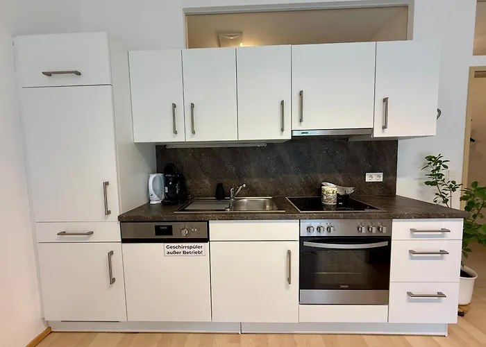 Giardino Airport With Garden